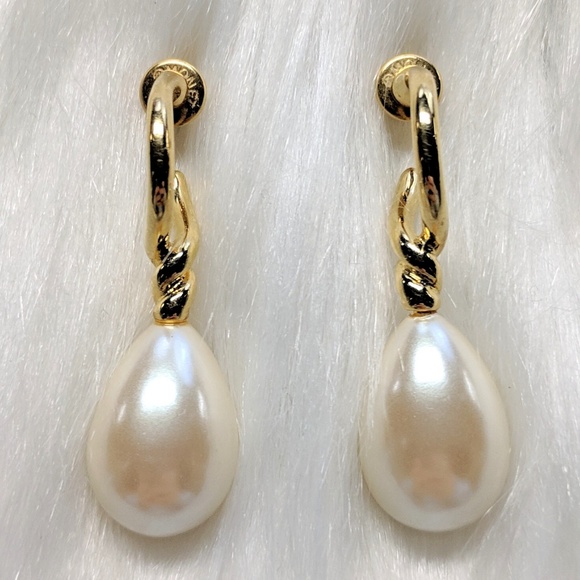 Monet Jewelry - Monet Drop Pearl Earrings